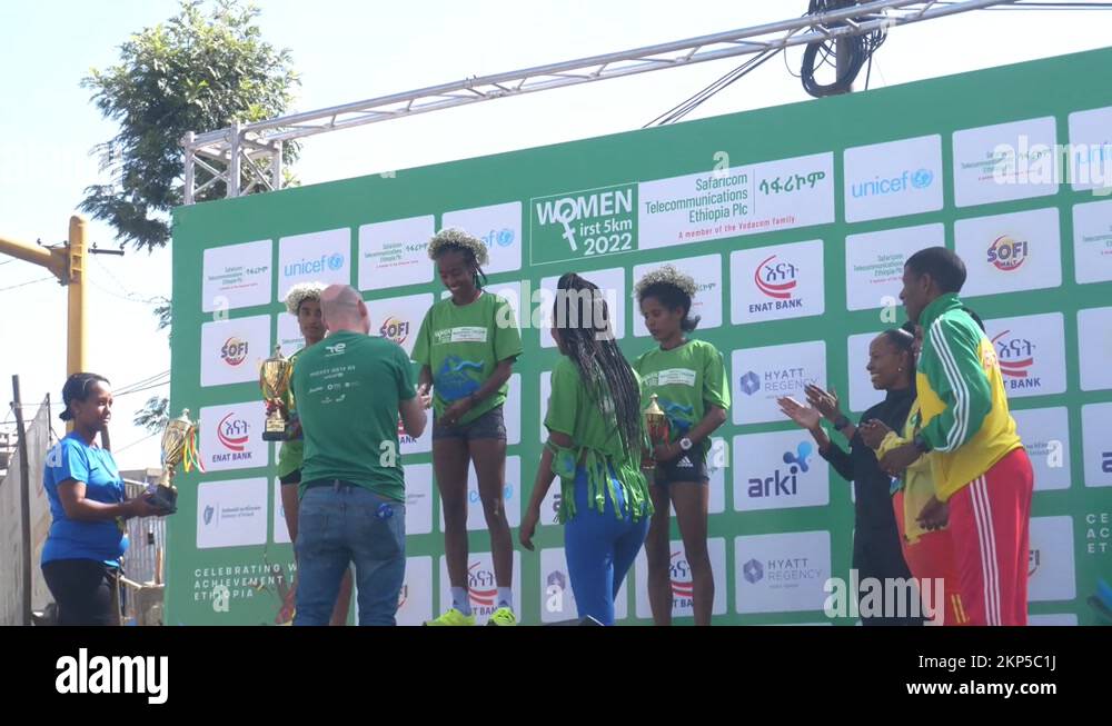 Marathon trophy Stock Videos & Footage HD and 4K Video Clips Alamy