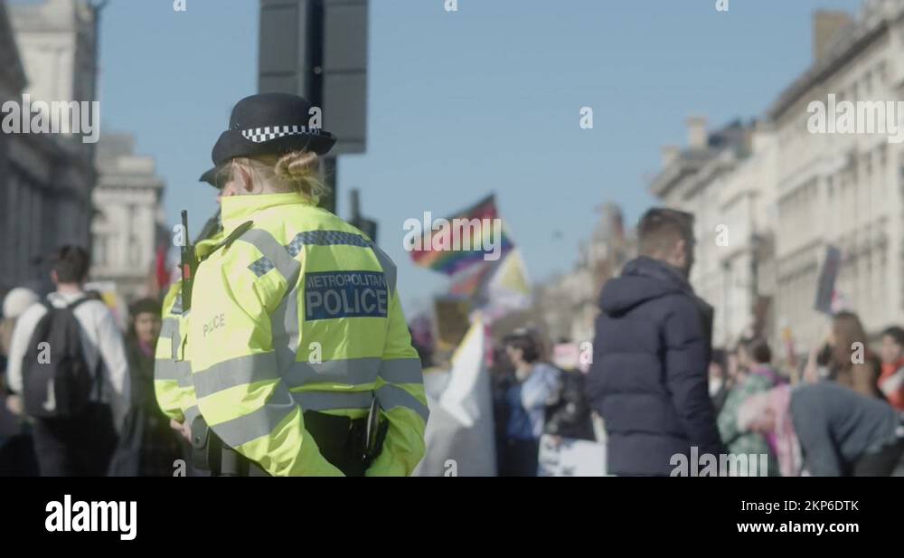 Female police officer uk Stock Videos & Footage - HD and 4K Video Clips ...