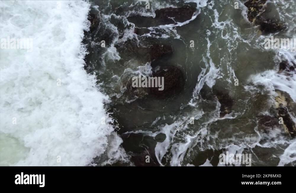 Streaming wave Stock Videos & Footage - HD and 4K Video Clips - Alamy