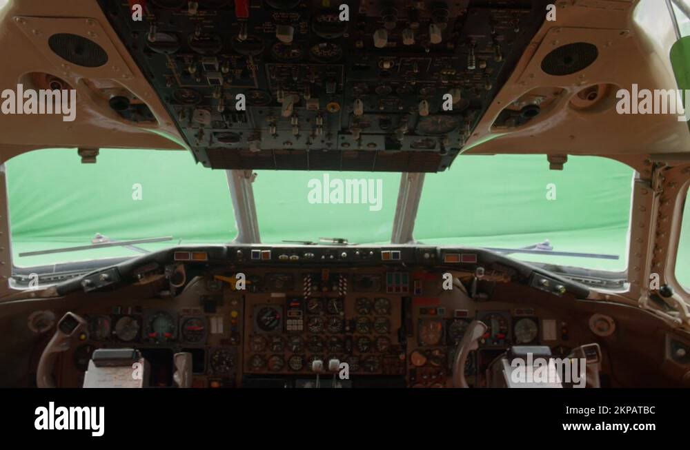 Airplane cockpit windshield with green screen backdrop Stock Video