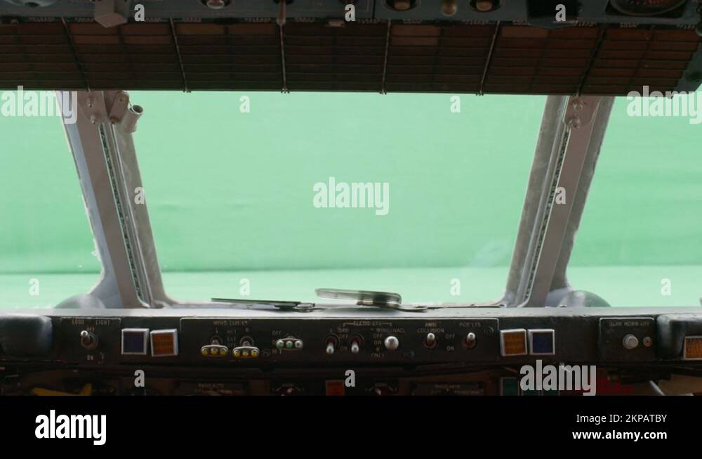Airplane cockpit windshield with green screen backdrop Stock Video