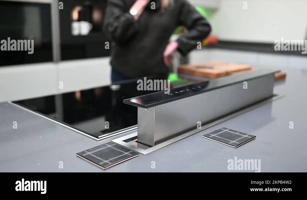 Extractor hob Stock Videos & Footage HD and 4K Video Clips Alamy