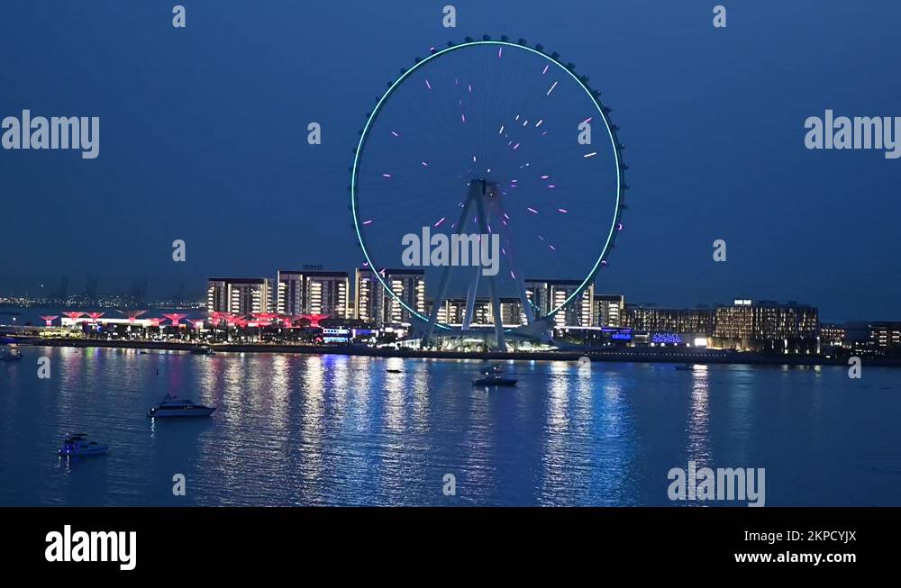 4K Ain Dubai, the world's biggest and tallest Ferris wheel during blue Stock Video Footage Alamy