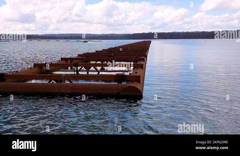 Floating breakwater Stock Videos & Footage HD and 4K Video Clips Alamy