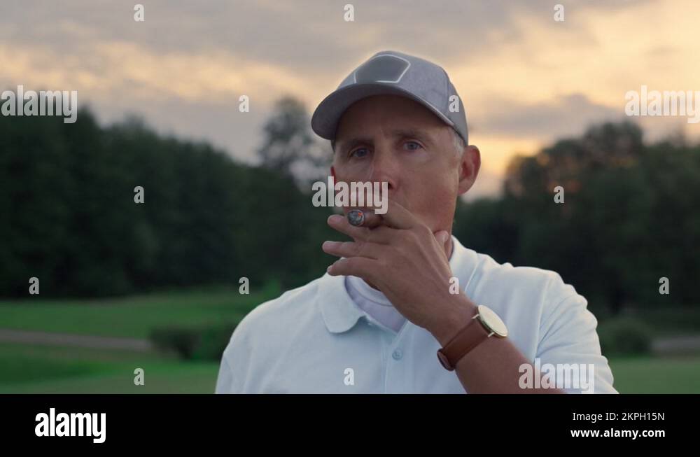 Golfer smoking Stock Videos & Footage HD and 4K Video Clips Alamy
