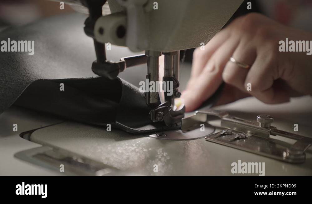 Textile operative Stock Videos & Footage - HD and 4K Video Clips - Alamy