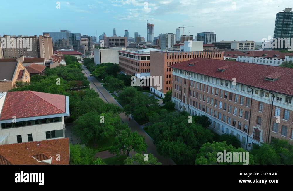 Ut austin campus Stock Videos & Footage HD and 4K Video Clips Alamy