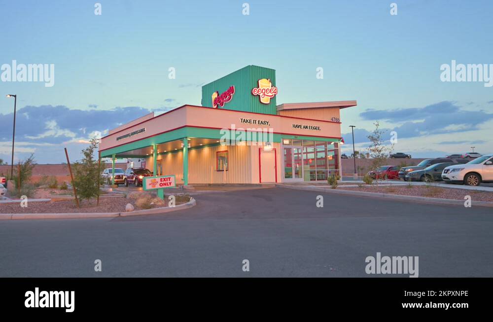 Drive in restaurant chain Stock Videos & Footage HD and 4K Video