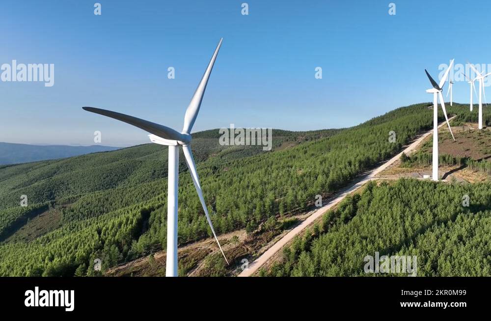 Turning a turbine Stock Videos & Footage - HD and 4K Video Clips - Alamy