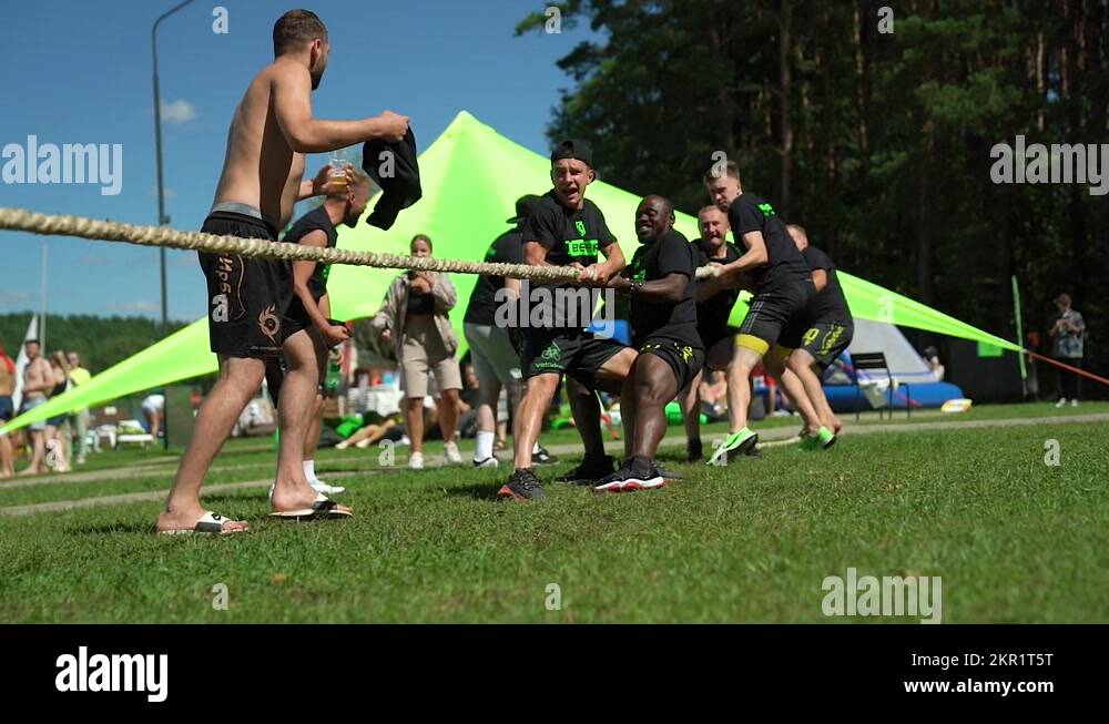 Rope activities Stock Videos & Footage - HD and 4K Video Clips - Alamy