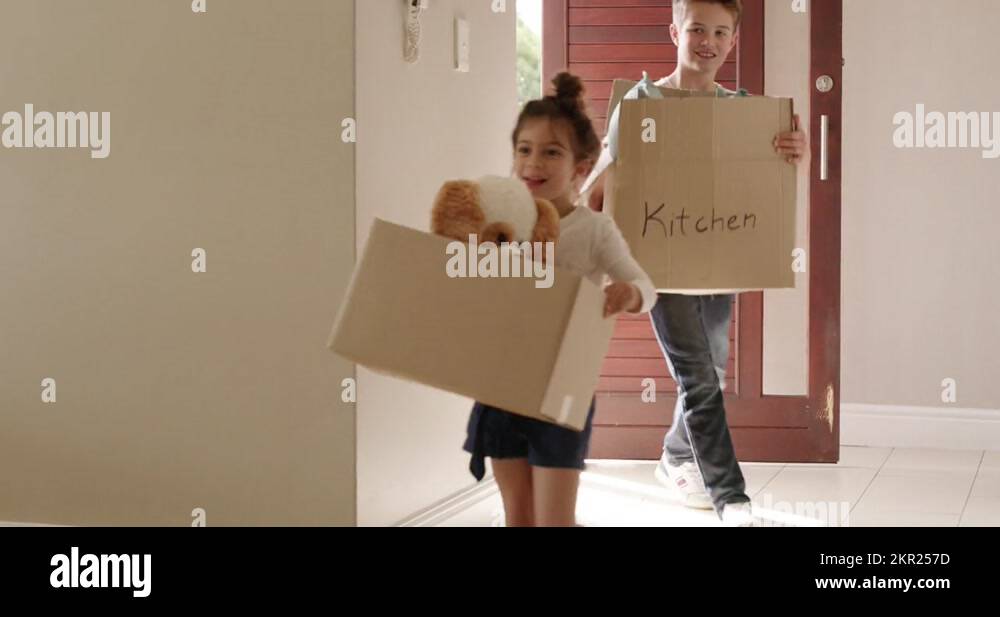 Moving to a new home family kid Stock Videos & Footage - HD and 4K ...