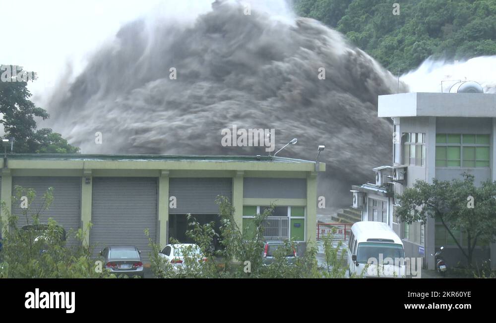 Flood Waters Blast From Dam Hydroelectric Plant Stock Video Footage Alamy
