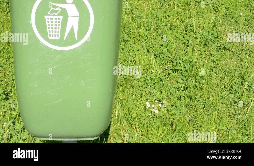 Trash can containers Stock Videos & Footage HD and 4K Video Clips Alamy