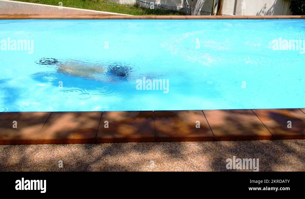 Azure luxury pool Stock Videos & Footage HD and 4K Video Clips Alamy