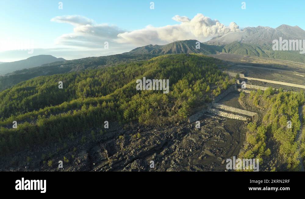 Sakurajima eruption Stock Videos & Footage - HD and 4K Video Clips - Alamy