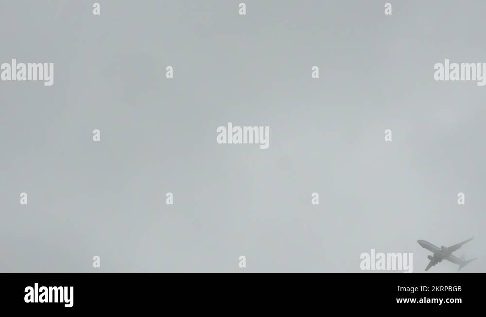 Plane flying into storm Stock Videos & Footage - HD and 4K Video Clips ...