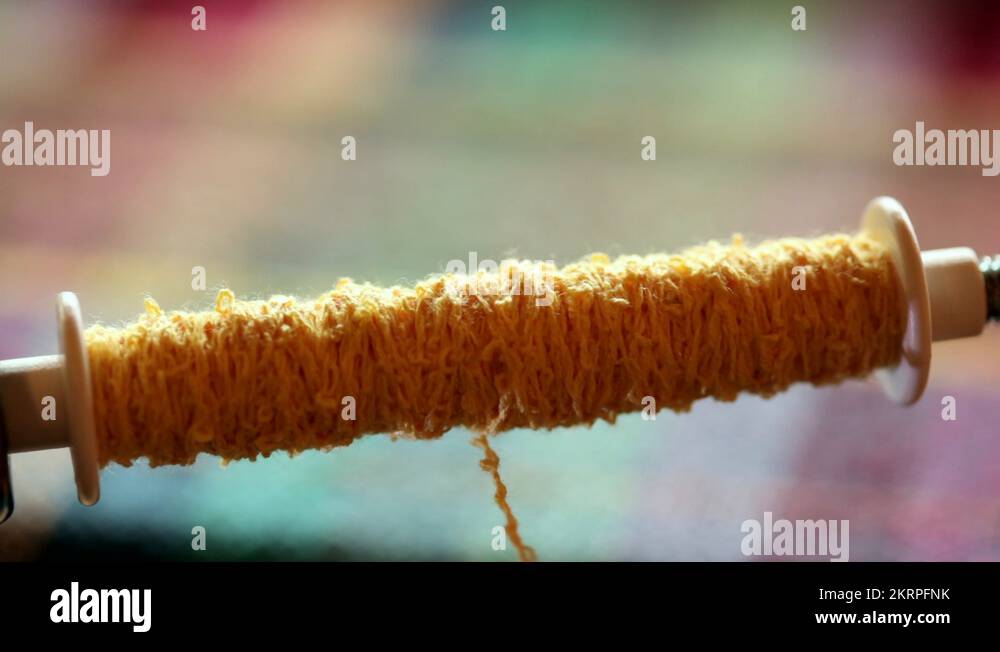 Spindle pattern Stock Videos & Footage - HD and 4K Video Clips - Alamy