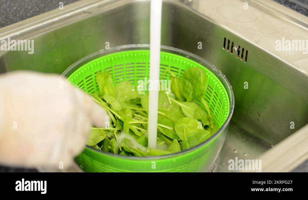 Cook water spinach Stock Videos & Footage - HD and 4K Video Clips - Alamy
