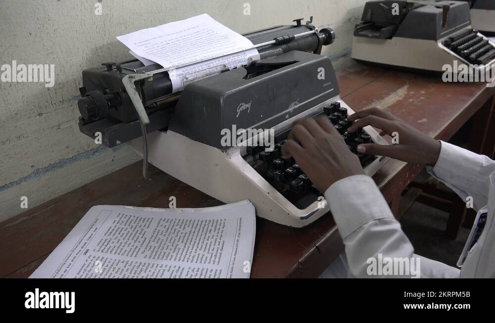 India, students, classroom, typing lessons, typewriters, education