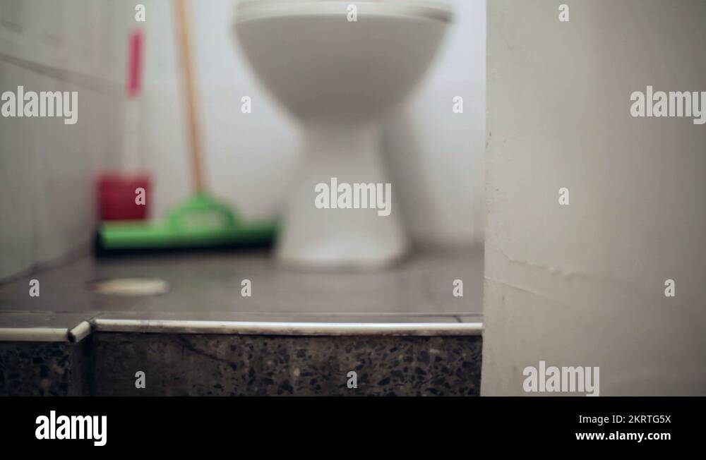Broken toilet seat Stock Videos & Footage HD and 4K Video Clips Alamy