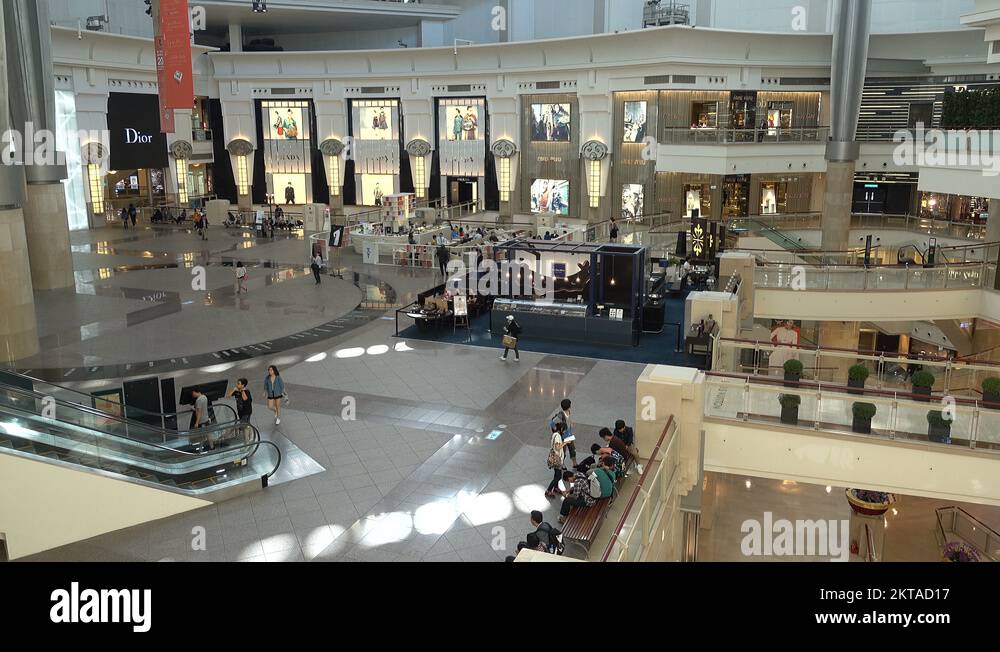 Taipei 101 prestigious shopping mall, luxury designer label brands