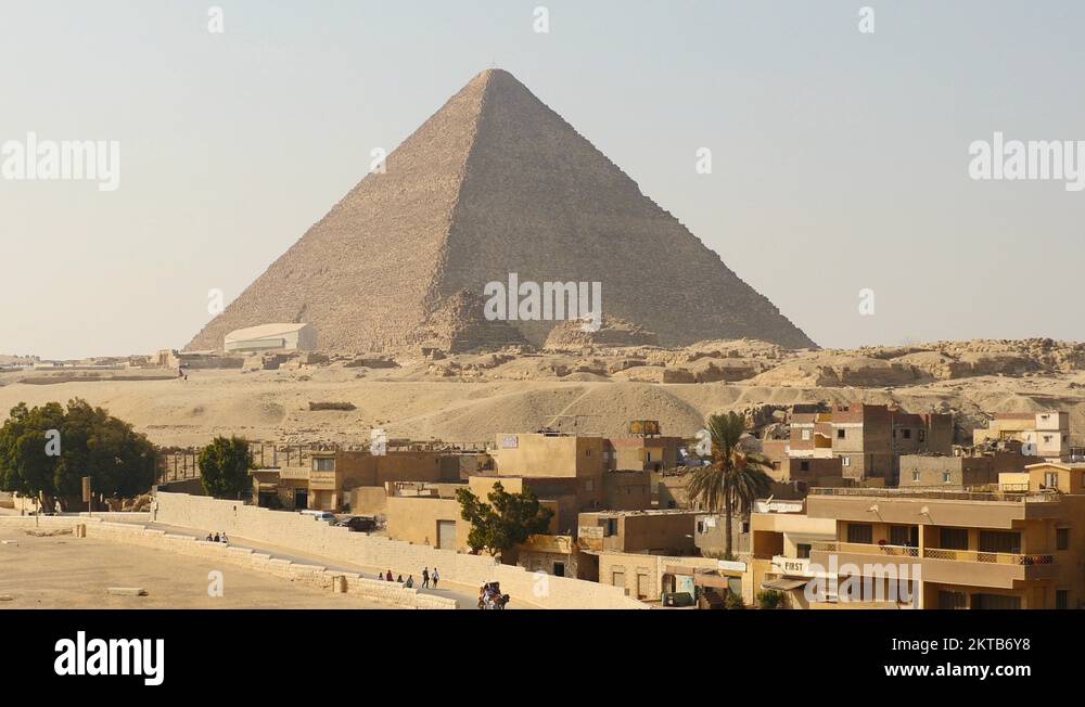 Zoom Out The Great Pyramids of Giza Egypt Stock Video Footage Alamy