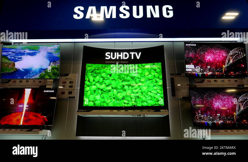 Samsung tvs store Stock Videos & Footage HD and 4K Video Clips Alamy