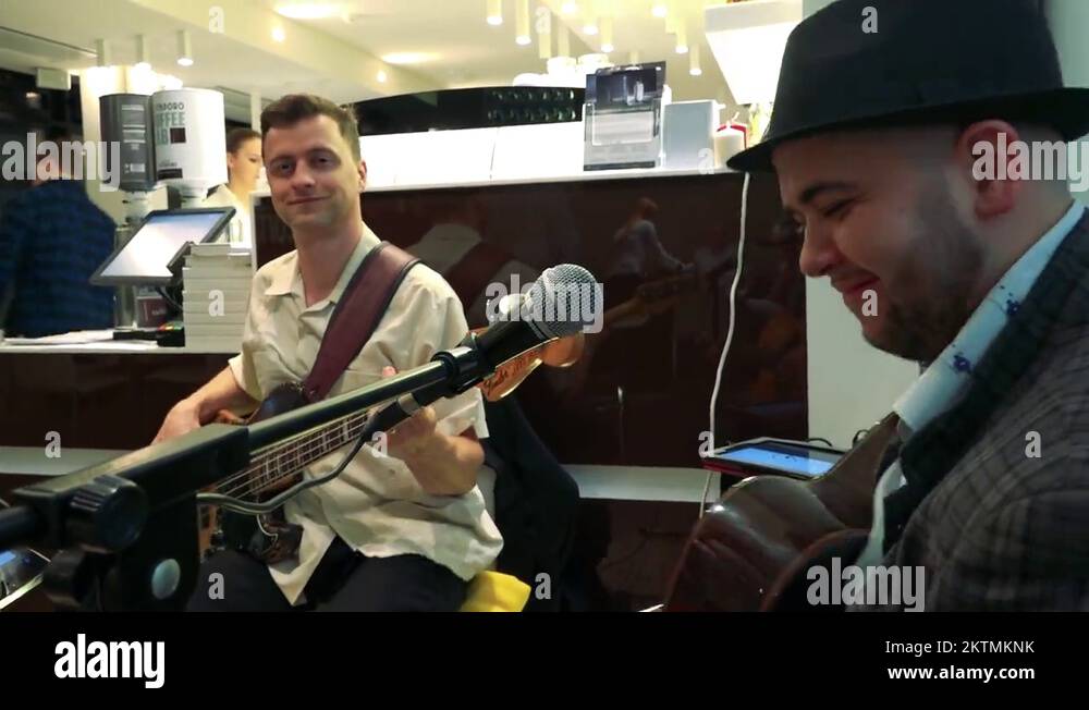 Soundboard string instruments Stock Videos & Footage HD and 4K Video Clips Alamy