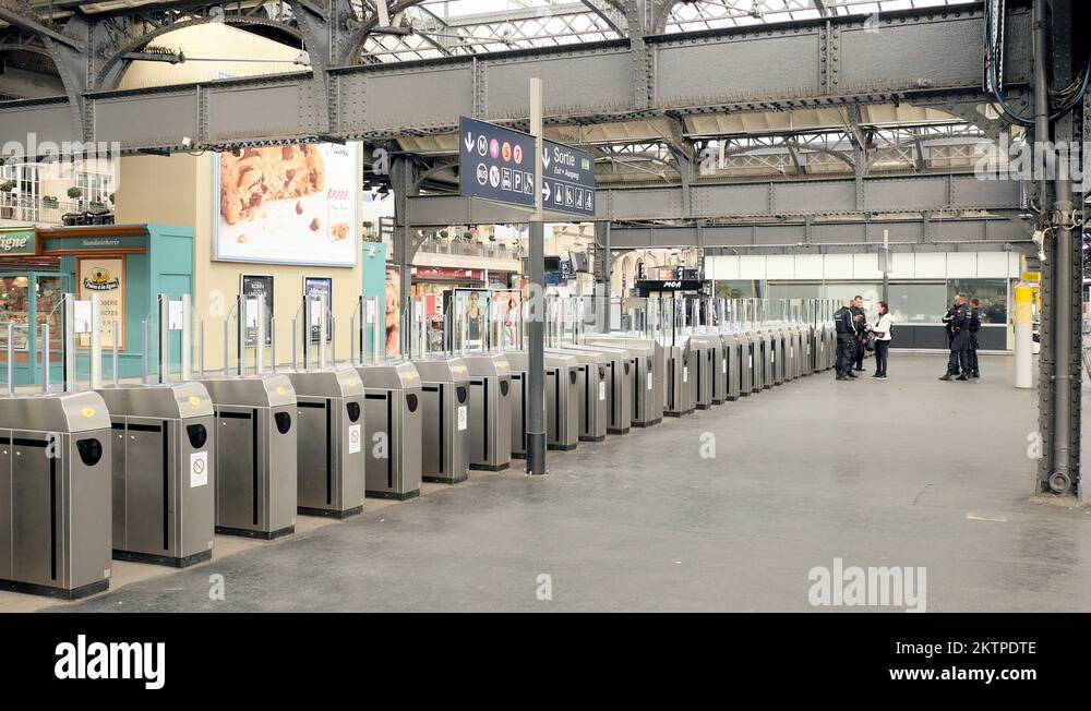 Gare de 'est paris Stock Videos & Footage - HD and 4K Video Clips - Alamy