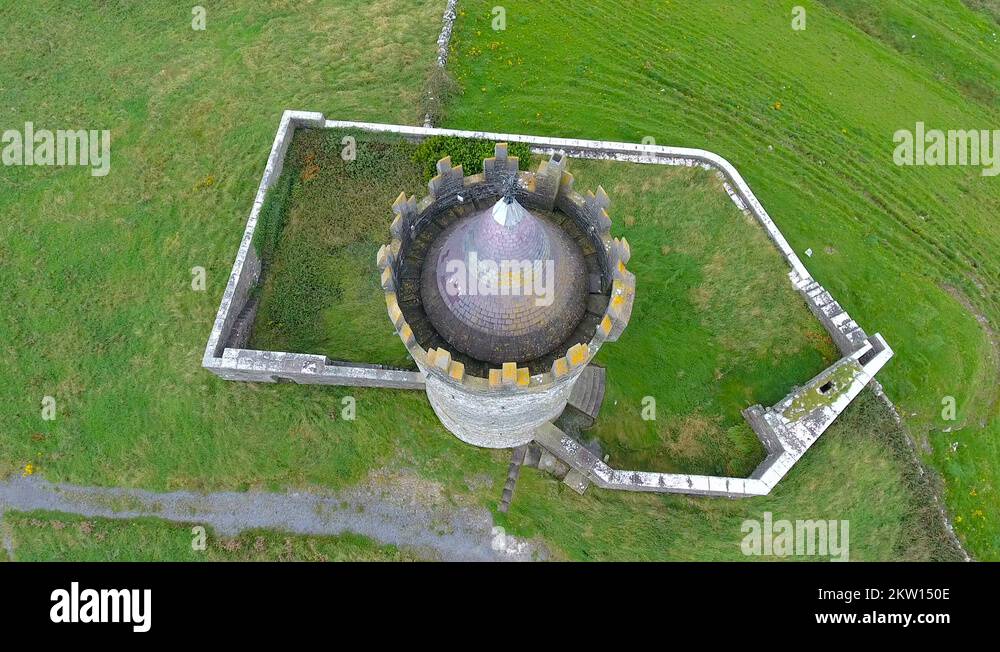 Castle tower ireland Stock Videos & Footage - HD and 4K Video Clips - Alamy