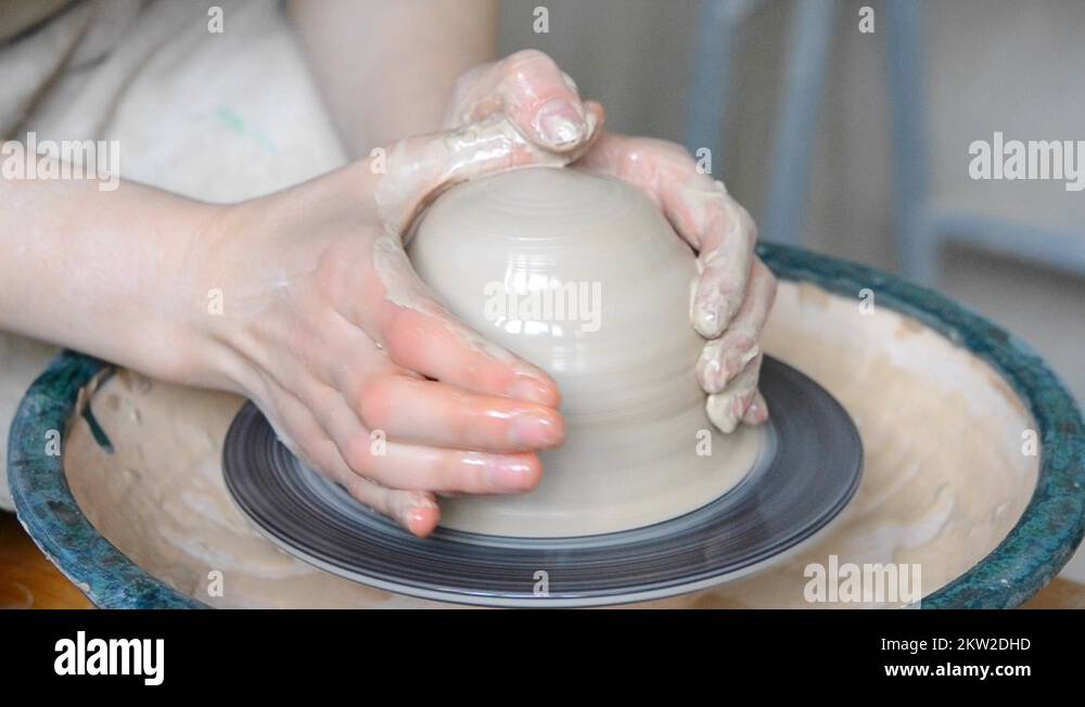 Create a clay vessel Stock Video Footage Alamy