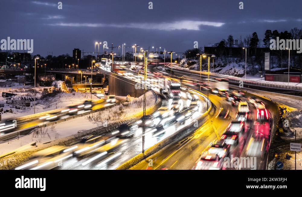 Winding road night Stock Videos & Footage - HD and 4K Video Clips - Alamy