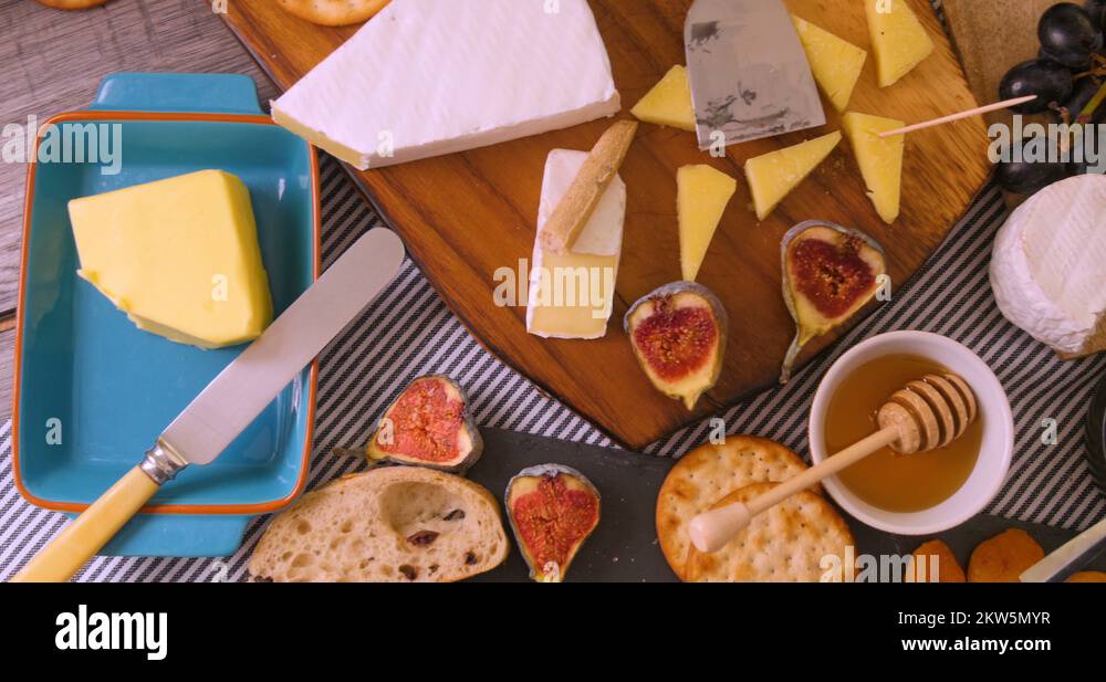 Dolly bird Stock Videos & Footage HD and 4K Video Clips Alamy