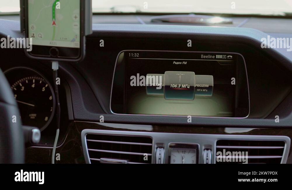 Radio car display Stock Videos & Footage HD and 4K Video Clips Alamy