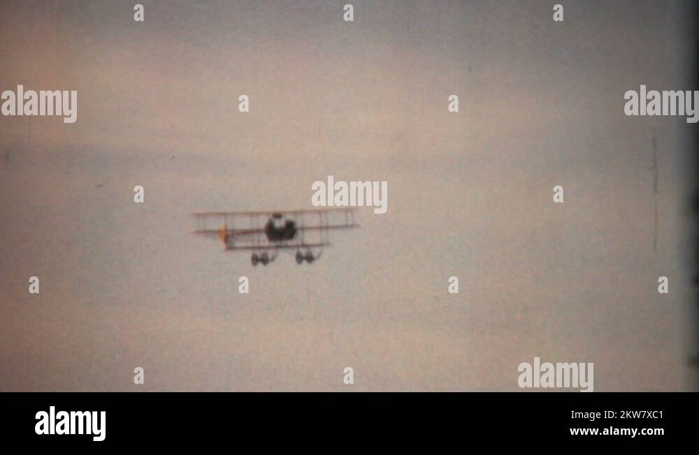 Avro aircraft Stock Videos & Footage HD and 4K Video Clips Alamy