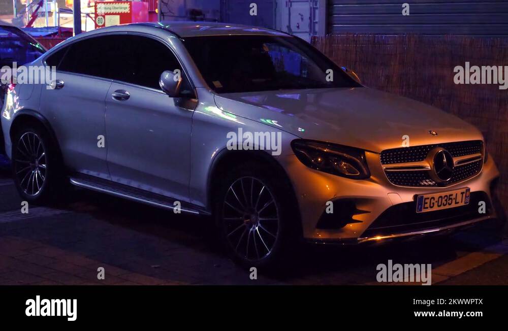 Luxury mercedes Stock Videos & Footage HD and 4K Video Clips Alamy