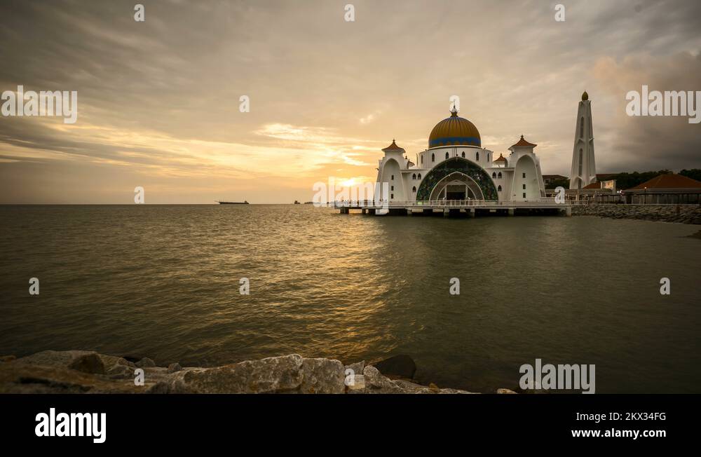 sunset at Malacca Straits Mosque (Masjid Selat Melaka Stock Video