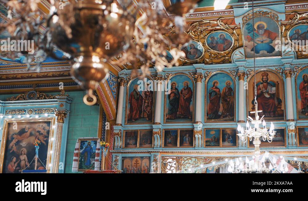 Iconostasis church Stock Videos & Footage - HD and 4K Video Clips - Alamy