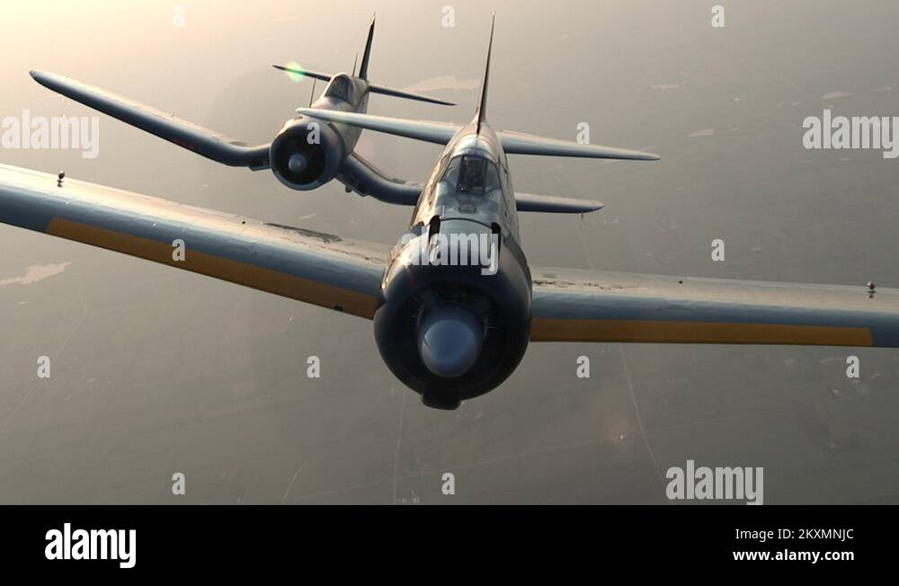 Japanese Zero and Corsair Head On Formation Stock Video Footage Alamy