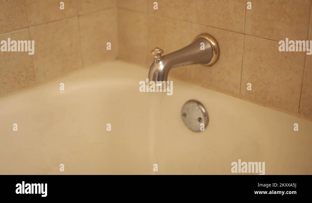 Bathtub water Stock Videos & Footage HD and 4K Video Clips Alamy