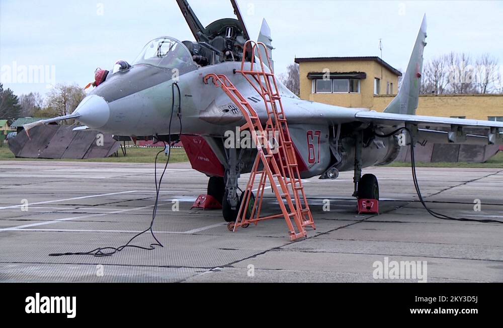 Mig aircraft Stock Videos & Footage HD and 4K Video Clips Alamy