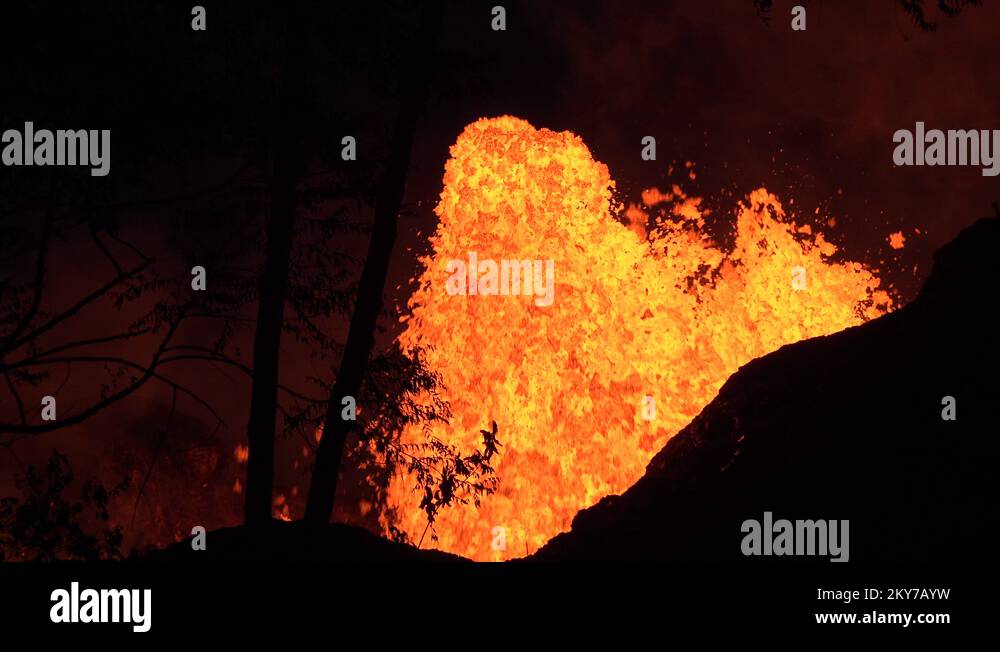 Kilauea Volcano Eruption 2018 - Massive Eruption Of Lava At Night Stock