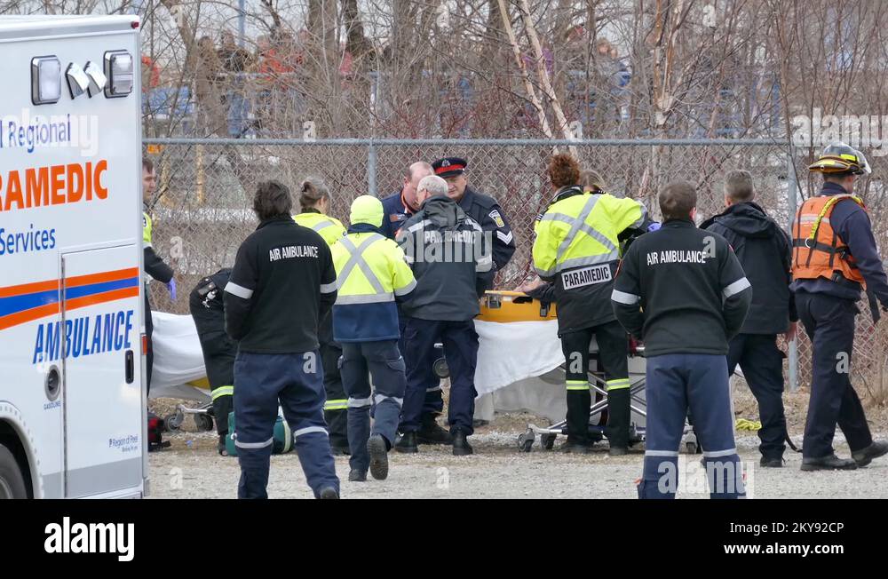 Emt patient cpr Stock Videos & Footage - HD and 4K Video Clips - Alamy