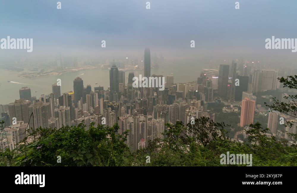 Hong Kong time lapse 4K, city skyline timelapse from Victoria Peak with