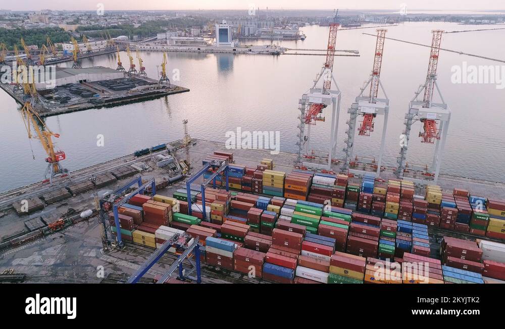 Summer containers Stock Videos & Footage - HD and 4K Video Clips - Alamy