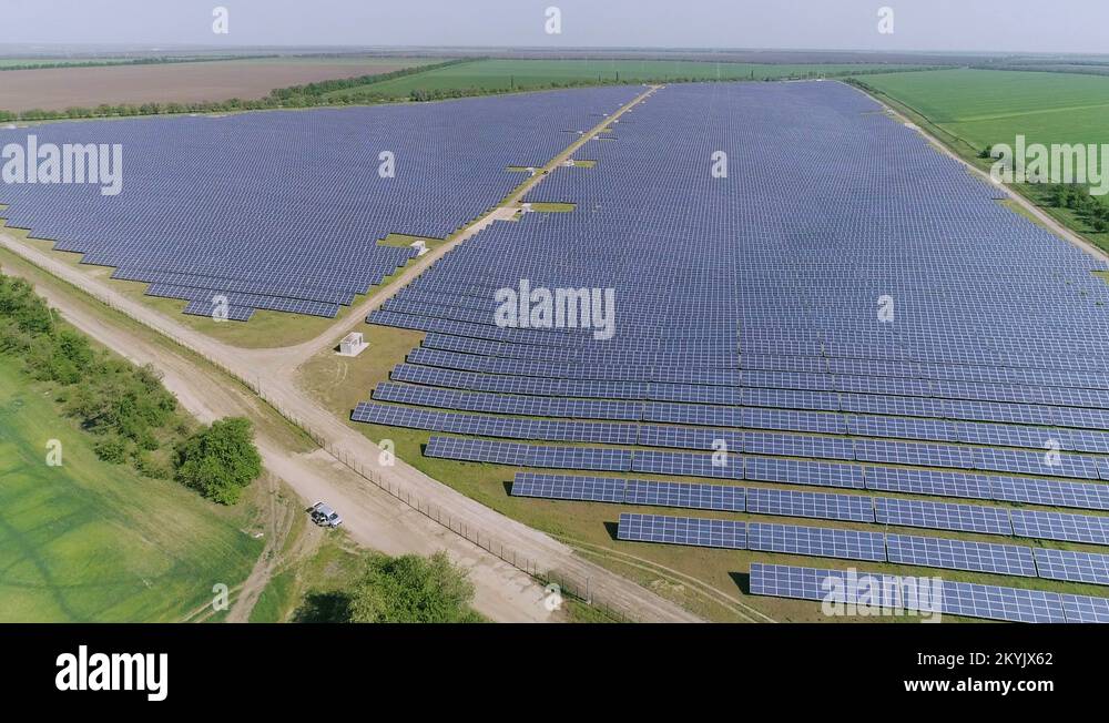 Triangular station Stock Videos & Footage - HD and 4K Video Clips - Alamy