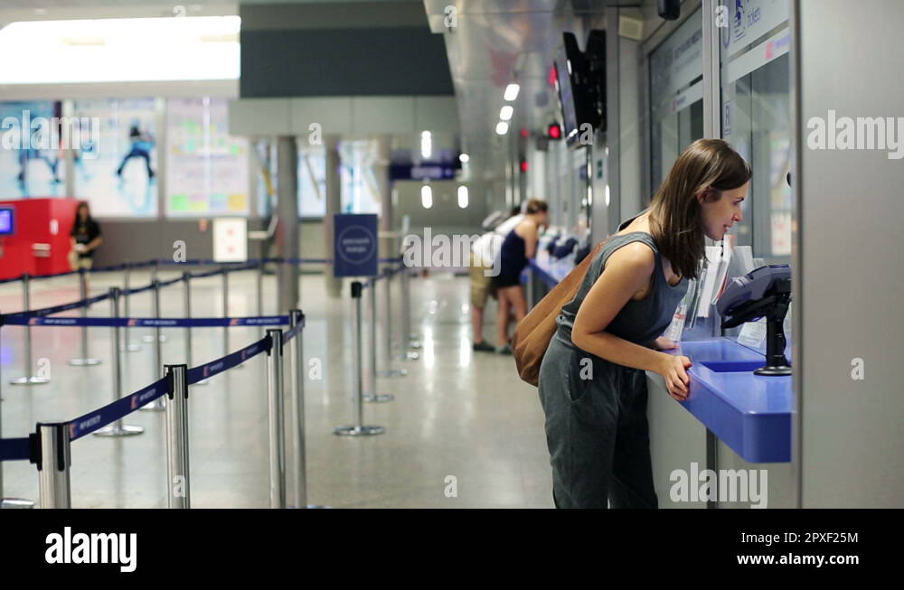 Train station kiosk Stock Videos & Footage - HD and 4K Video Clips - Alamy