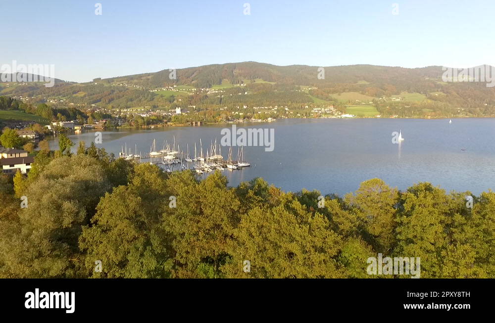Mountainslakemondsee Stock Videos & Footage - HD and 4K Video Clips - Alamy