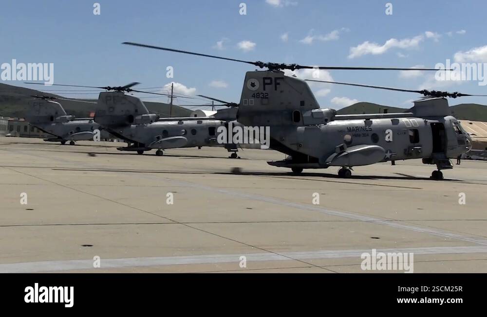 Boeing Vertol CH-46 Sea Knight helicopters 4 Stock Video Footage - Alamy