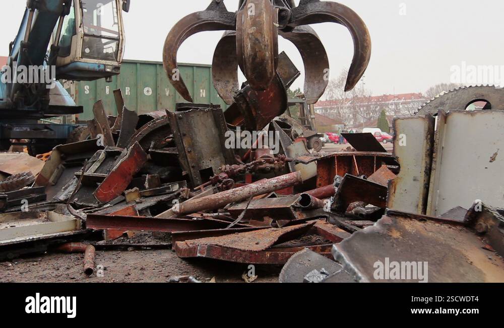Scrap Rope Driver Gripper machine loader, manipulator, catch scrap metal with hydraulic ...